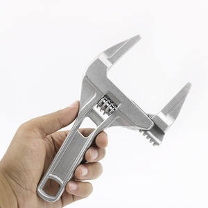 Aluminum alloy bathroom wrench with large opening