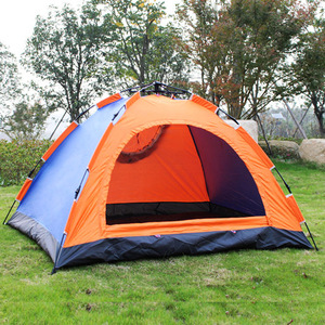Automatic travel tent